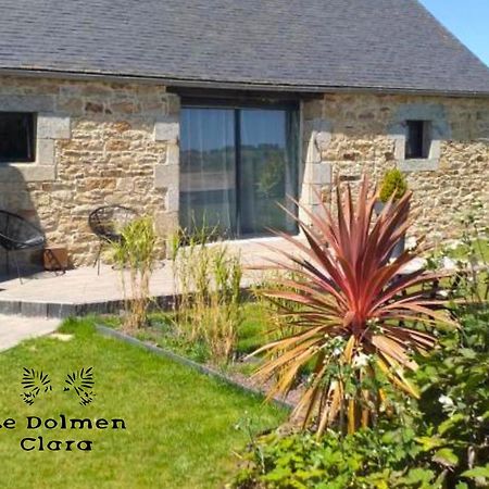 Bed and Breakfast Le Loft du Dolmen Clara, 5 étoiles Plounévez-Lochrist Exterior foto